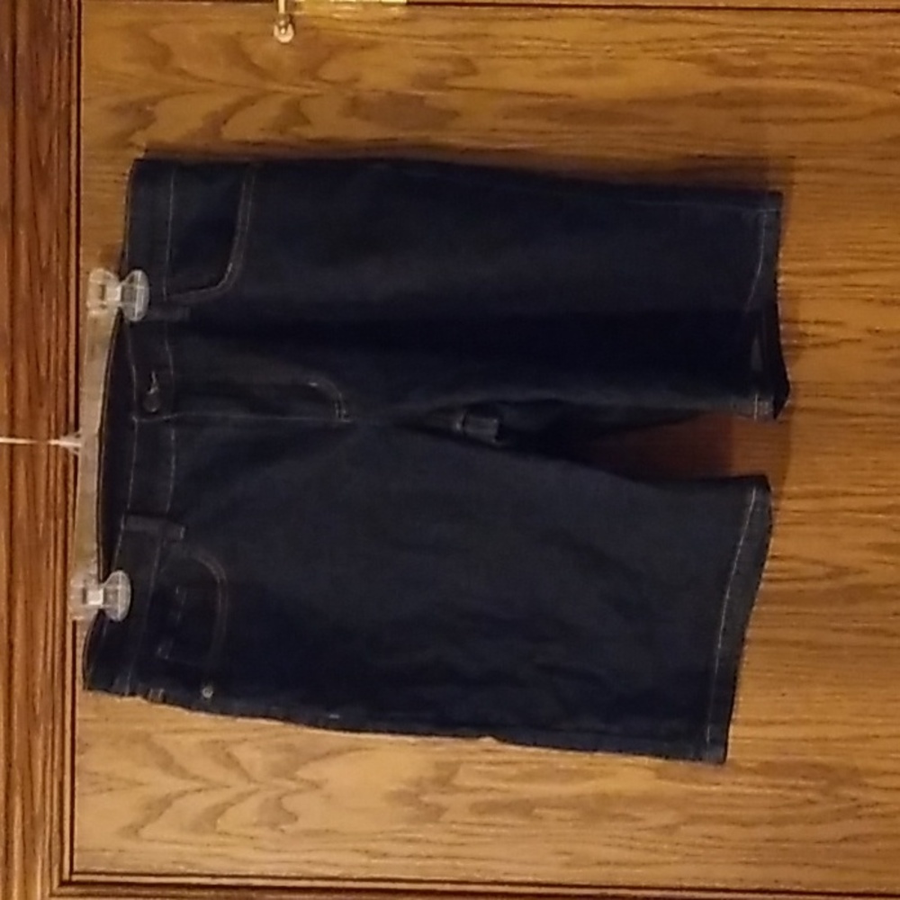 Women's d & co. Bermuda Jean Shorts